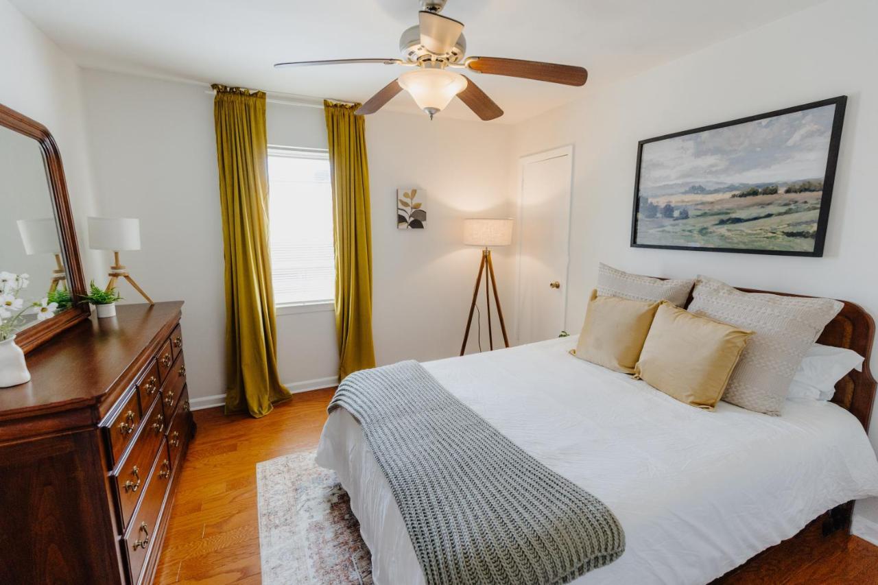 Centrally Located 2Br Overton Square Unit 2 Fast Wifi Free Parking Yes Pets Memphis Exterior foto