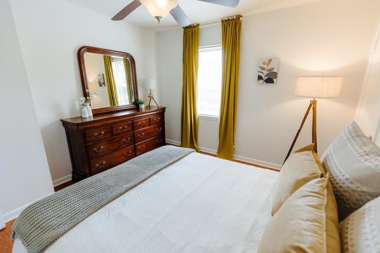 Centrally Located 2Br Overton Square Unit 2 Fast Wifi Free Parking Yes Pets Memphis Exterior foto